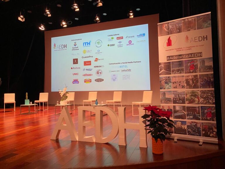 Atrium Salud presente en el VI Congreso Nacional de Turismo y Social Media