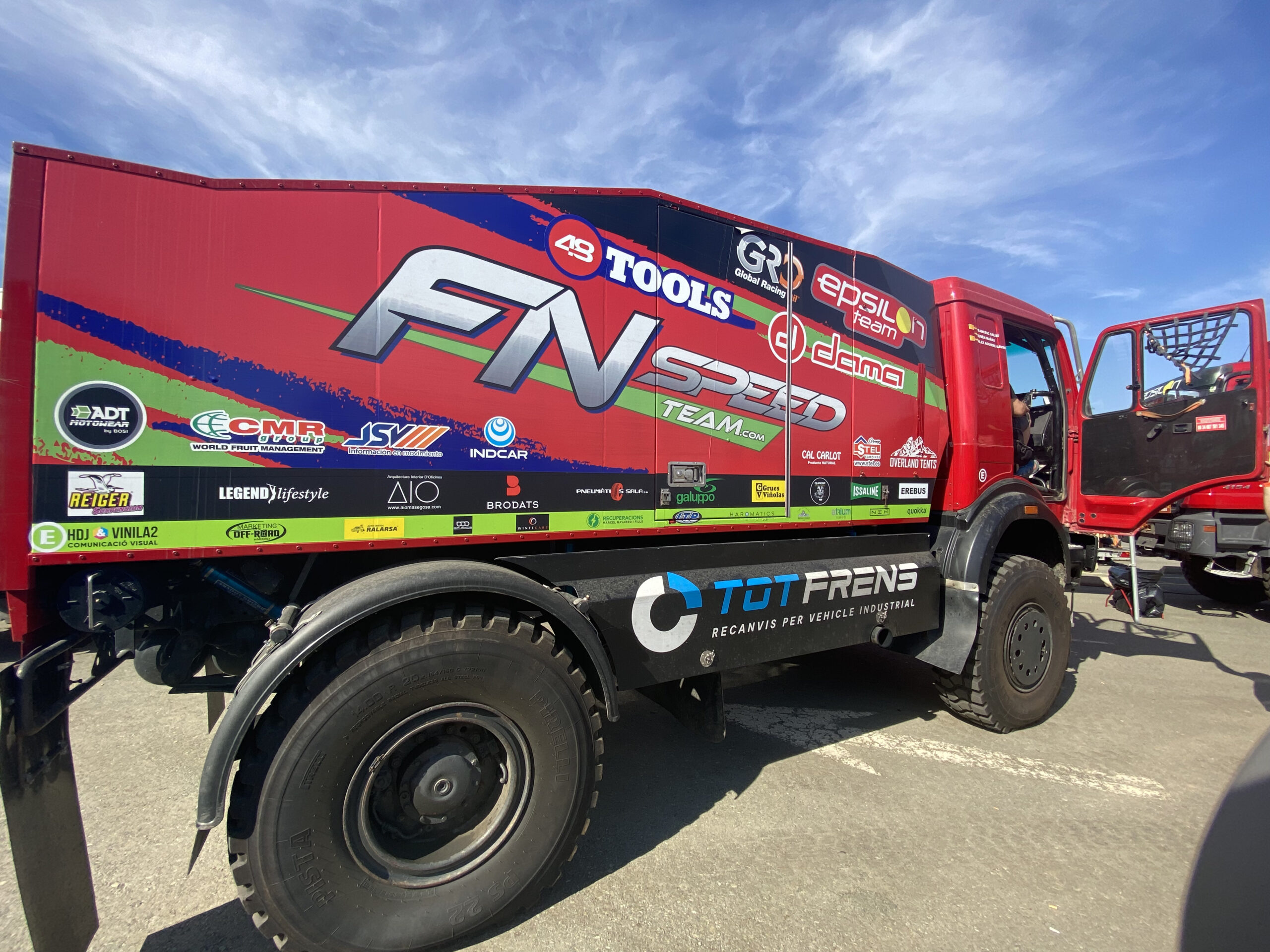 Camión FN Speed Team , sponsor Atrium Salud